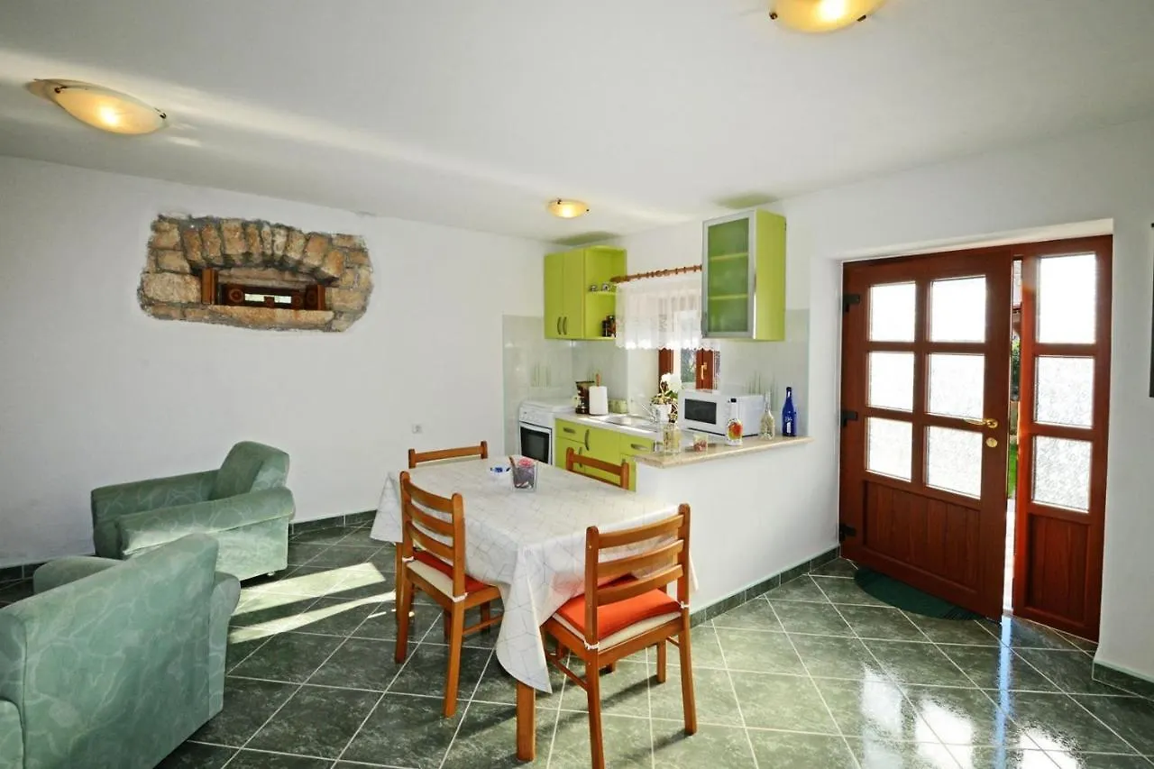 Apartments Maslina For Max 8 Persons With Garden, Baderna 12Km From Porec